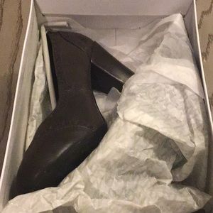 Women’s Dress Shies